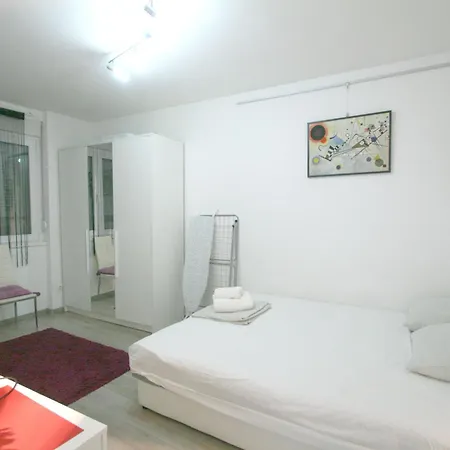 Kandinsky Business With Workspace In Belgrade, Serbia Apartment Belgrade