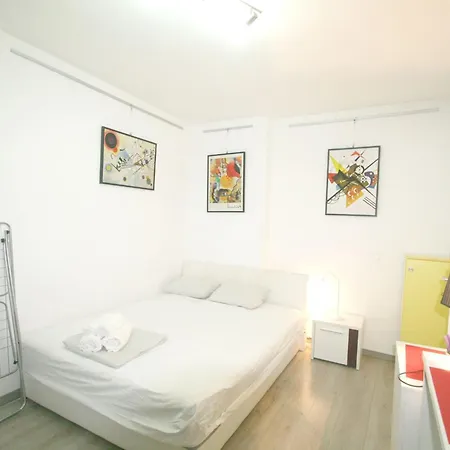 Kandinsky Business With Workspace In Belgrade, Serbia Apartment *